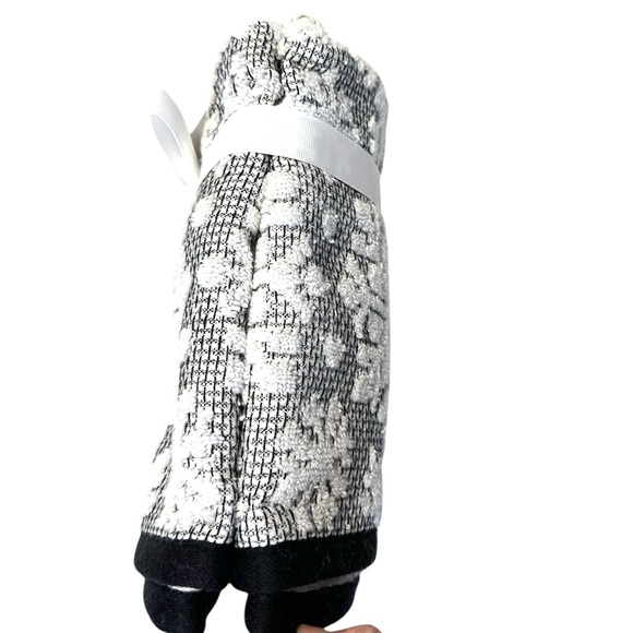 Winter Snowflake Cotton Hand Towels Set of 2 Tip Towels NEW WITH TAGS - Picture 2 of 6